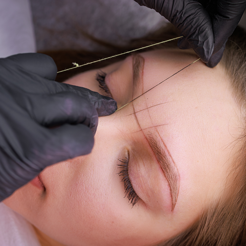 Powder Brows – Perfekt geformte Brauen mit pudrigem Finish